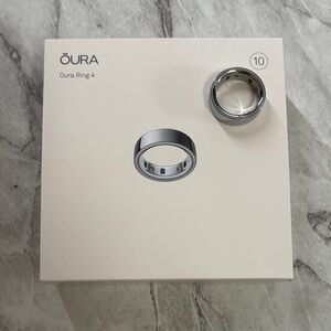 Oura ring gen 4 - size 10
